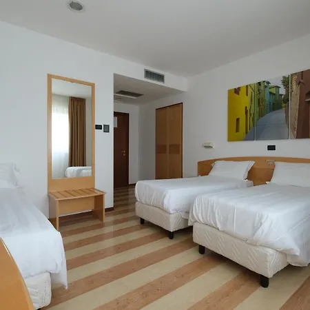 Hotel Portavaldera 3*